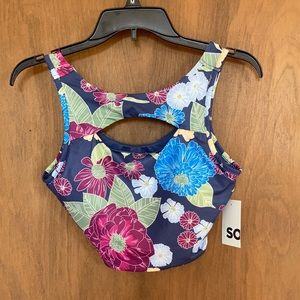 So top sporty floral cutout sleeveless top w lined shelf bra casual M jr